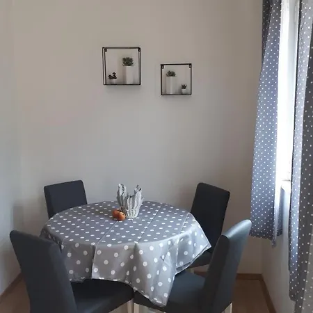 Riba Casa de hóspedes Makarska