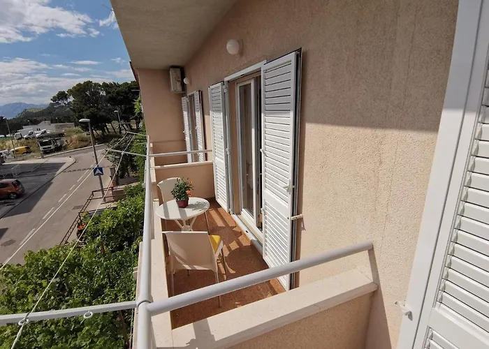 Riba Гостьовий будинок