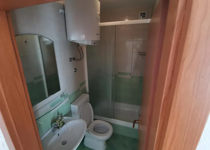 Riba Макарська