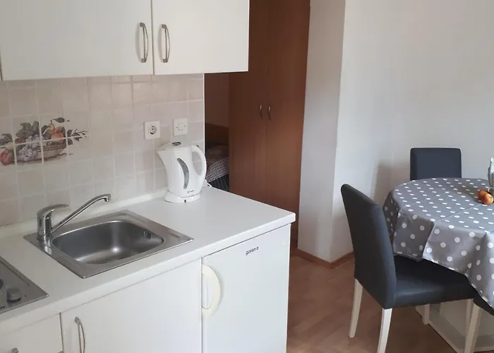 Riba 3* Макарська