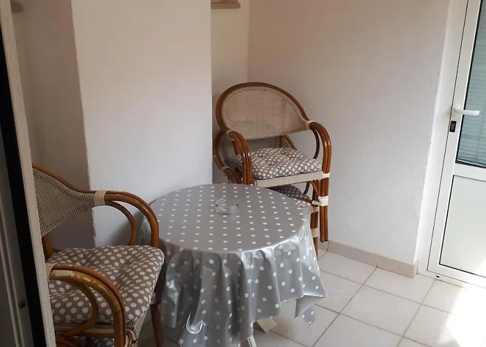 Riba Гостьовий будинок 3*